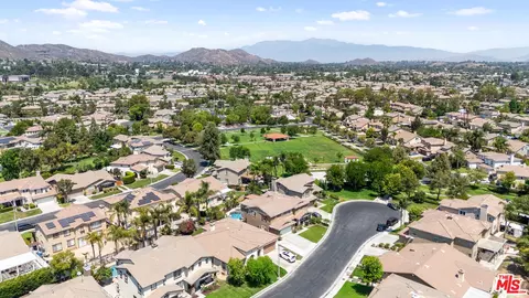 11501 Trailrun Ct, Riverside, CA 92505 photo 46
