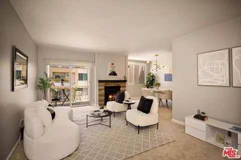 927 N Kings Rd #306, West Hollywood, CA 90069