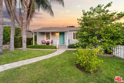 8012 Kittyhawk Ave, Los Angeles, CA 90045