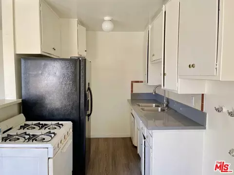 Kitchen - 305 E Navilla Pl, Covina, CA 91723 photo 2 of 2