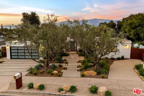 1250 Bel Air Dr, Santa Barbara, CA 93105