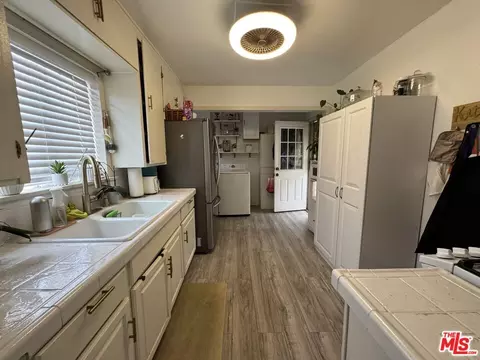 Kitchen - 14422 S Butler Ave, Compton, CA 90221 photo 1 of 3