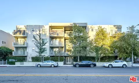 4644 Coldwater Canyon Ave #403, Studio City, CA 91604