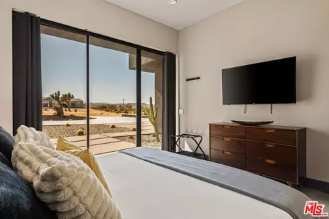 Bedroom - 7217 Juniper Rd, Joshua Tree, CA 92252 photo 5 of 11