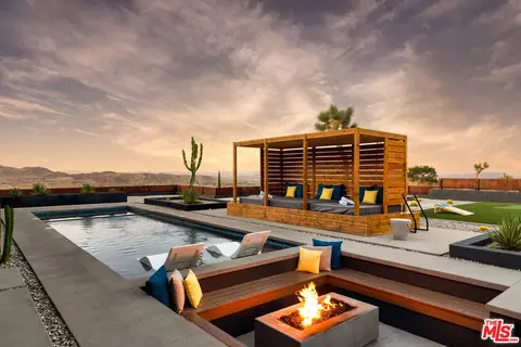 7217 Juniper Rd, Joshua Tree, CA 92252