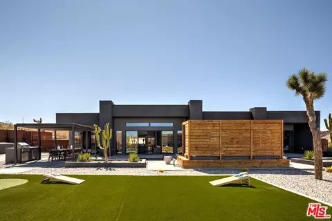Exterior - 7217 Juniper Rd, Joshua Tree, CA 92252 photo 9 of 17