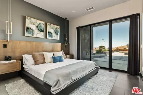 Bedroom - 7217 Juniper Rd, Joshua Tree, CA 92252 photo 6 of 11