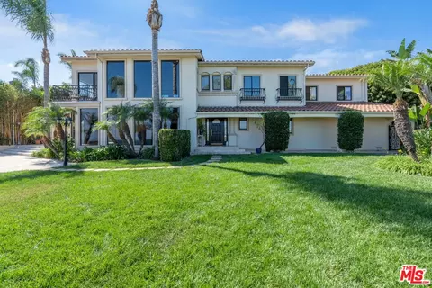 6 Toprail Ln, Rancho Palos Verdes, CA 90275