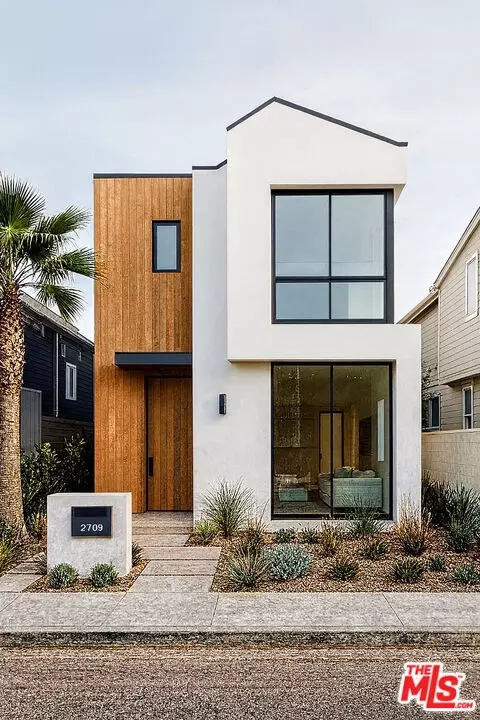 2709 Strongs Dr, Venice, CA 90291