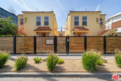 2933 S Redondo Blvd, Los Angeles, CA 90016
