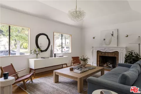 1918 N Catalina St, Los Angeles, CA 90027