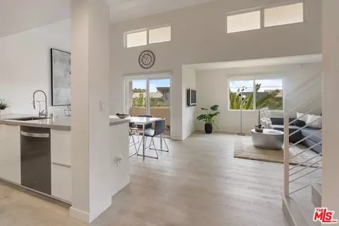 13200 Pacific Promenade Promenade #420, Playa Vista, CA 90094