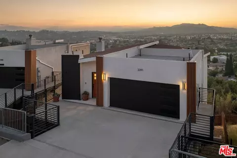 2391 Yorkshire Dr, Los Angeles, CA 90065