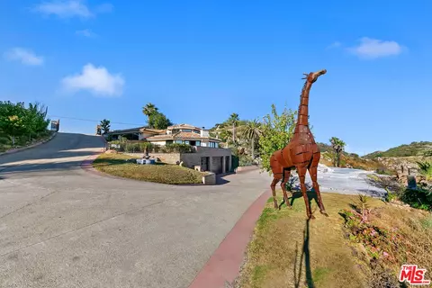 23000 Saddle Peak Rd, Topanga, CA 90290