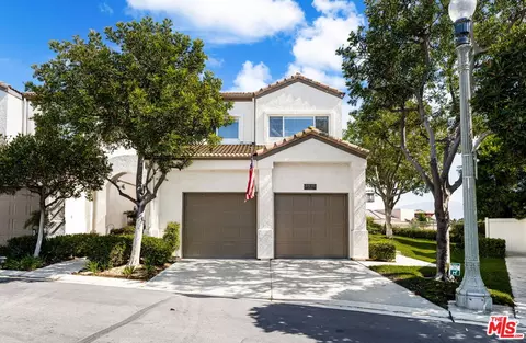 2130 Almeria St #105, Corona, CA 92879