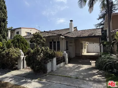 242 Euclid Ave, Long Beach, CA 90803