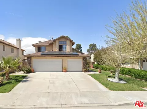 45117 Loma Vista Dr, Lancaster, CA 93535