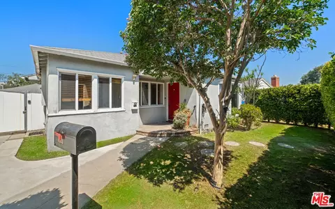 1815 S Dunsmuir Ave, Los Angeles, CA 90019