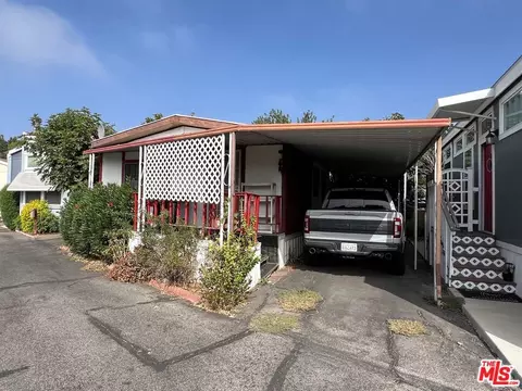 1 Heather Ln, Northridge, CA 91324
