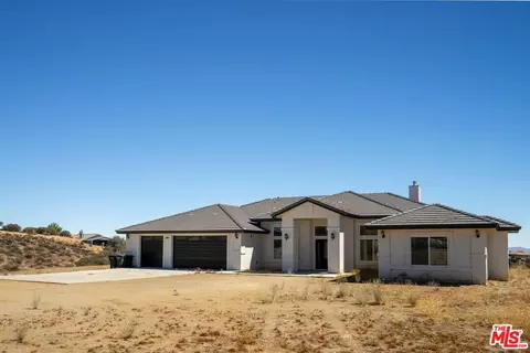6985 Joshua Rd #U1-2, Hesperia, CA 92344