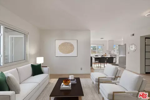 845 Brooks Ave #1, Venice, CA 90291