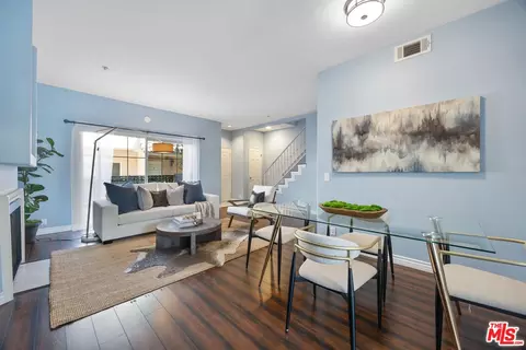 14365 Foothill Blvd #7, Sylmar, CA 91342