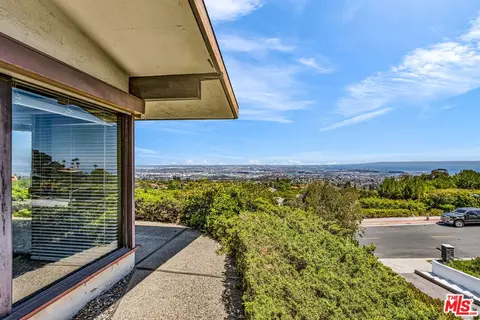 29857 Knoll View Dr, Rancho Palos Verdes, CA 90275