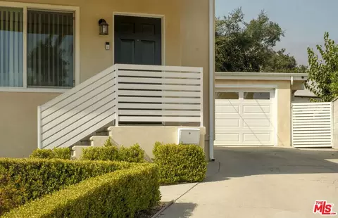 1771 E Crary St, Pasadena, CA 91104 photo 2