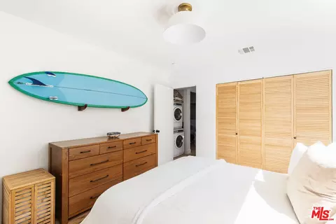 331 Brooks Ave #2, Venice, CA 90291 photo 12