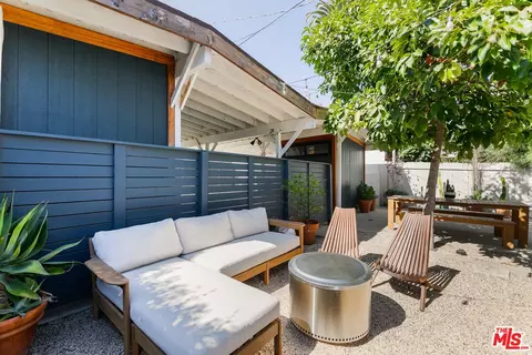 331 Brooks Ave #2, Venice, CA 90291 photo 27