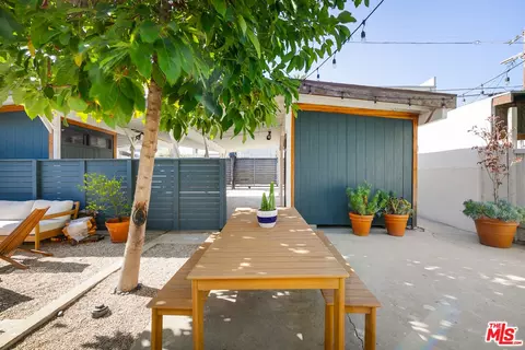 331 Brooks Ave #2, Venice, CA 90291 photo 28