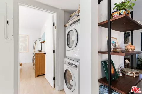 331 Brooks Ave #2, Venice, CA 90291 photo 13