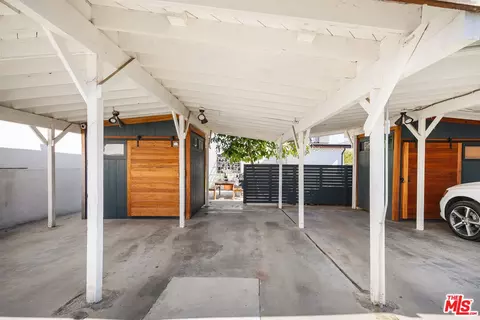 331 Brooks Ave #2, Venice, CA 90291 photo 29