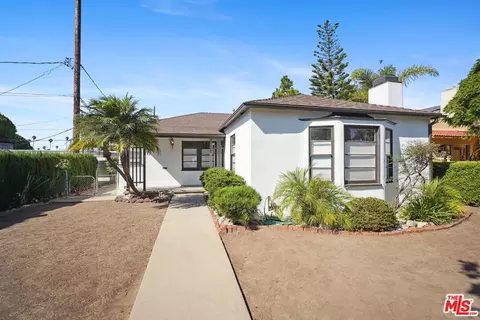 728 11th St, Santa Monica, CA 90402