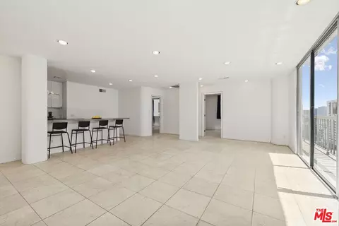 10747 Wilshire Blvd #1102, Los Angeles, CA 90024