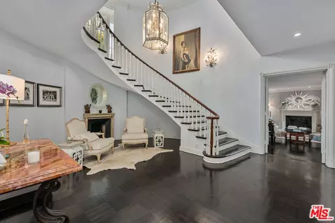 1110 Benedict Canyon Dr, Beverly Hills, CA 90210