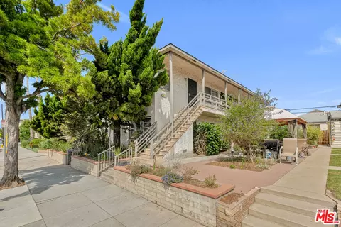 1811 Ocean Park Blvd, Santa Monica, CA 90405
