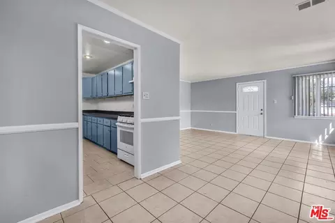 38869 Juniper Tree Rd, Palmdale, CA 93551 photo 3