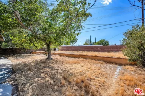 38869 Juniper Tree Rd, Palmdale, CA 93551 photo 15