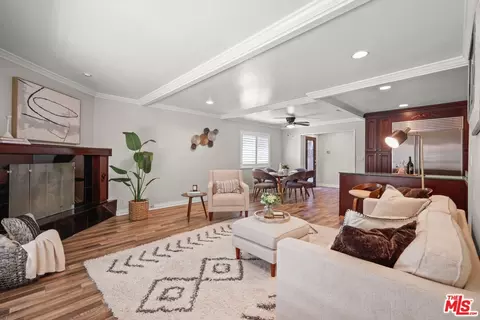 8227 Grenoble St, Sunland, CA 91040