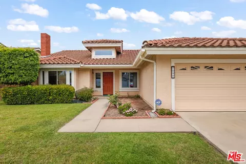 2601 Lilac Walk, Oxnard, CA 93030