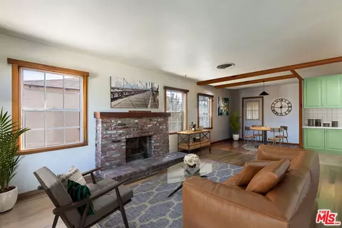 7751 Bakman Ave, Sun Valley, CA 91352