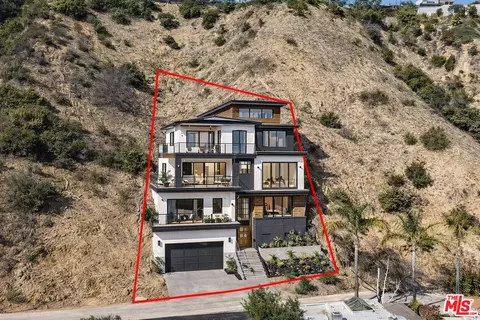 3573 Camino De La Cumbre, Sherman Oaks, CA 91423
