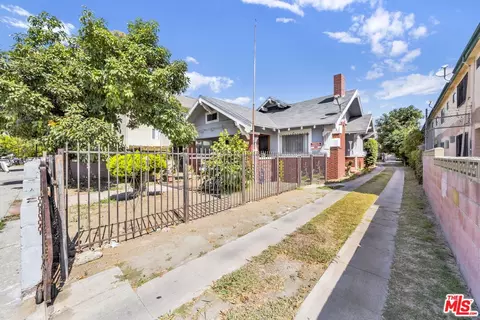 1215 W 39th Pl, Los Angeles, CA 90037
