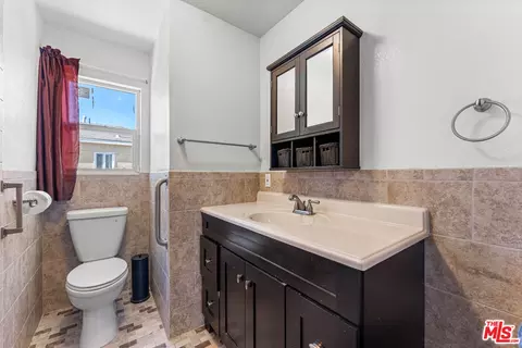 402 N Mckinley Ave, Oxnard, CA 93030 photo 31