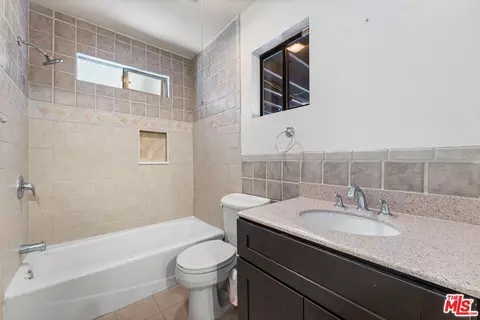 402 N Mckinley Ave, Oxnard, CA 93030 photo 34