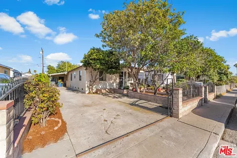 402 N Mckinley Ave, Oxnard, CA 93030 photo 2