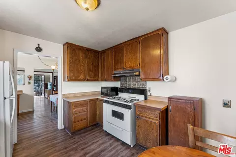 402 N Mckinley Ave, Oxnard, CA 93030 photo 26