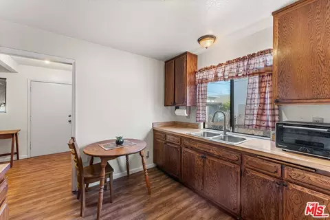 402 N Mckinley Ave, Oxnard, CA 93030 photo 22