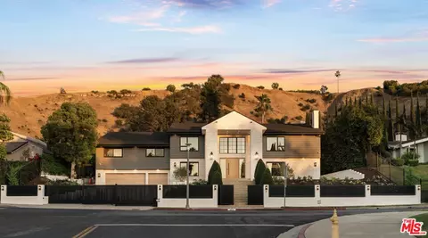 4072 Alonzo Ave, Encino, CA 91316